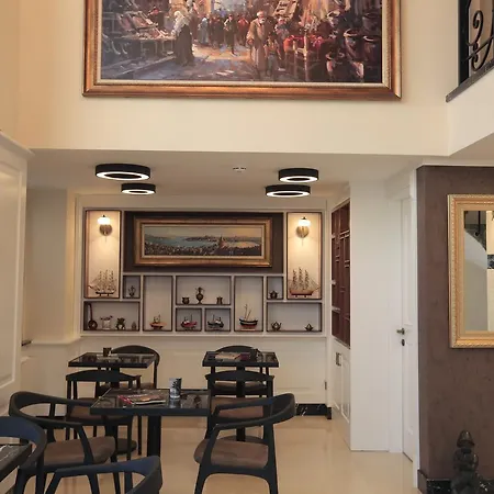 Hotel Art Nouveau Pera 3*