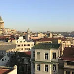 Art Nouveau Pera Hotel Istanboel