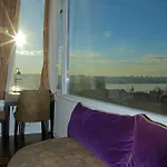 Art Nouveau Pera 3*