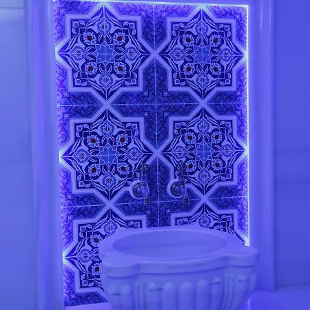 Art Nouveau Pera 3*