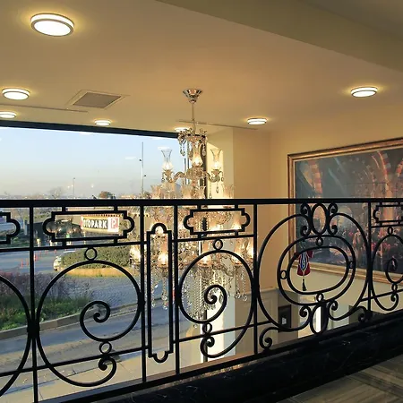 Art Nouveau Pera Hotell