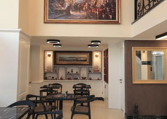 Hotel Art Nouveau Pera 3*