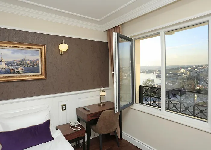 Art Nouveau Pera Hotel