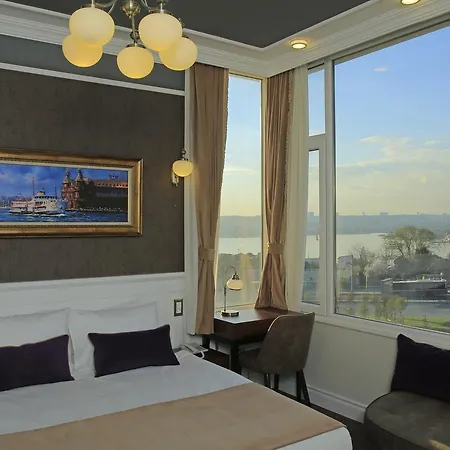 Art Nouveau Pera 3*