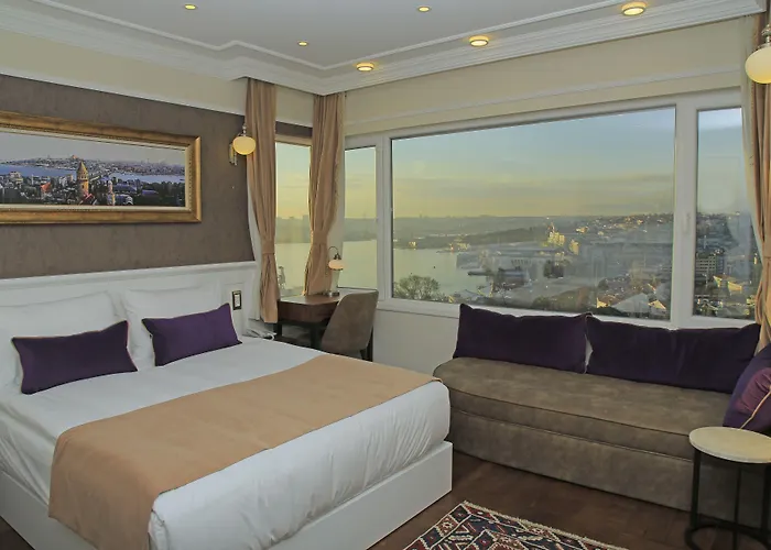 Hotel Art Nouveau Pera 3*