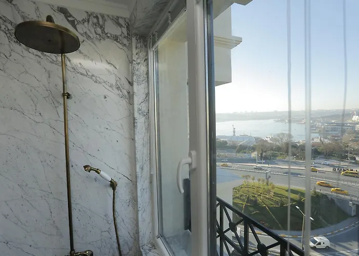 Art Nouveau Pera Hotel 3*