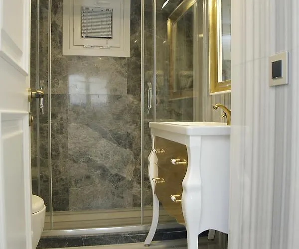 Art Nouveau Pera Hotel