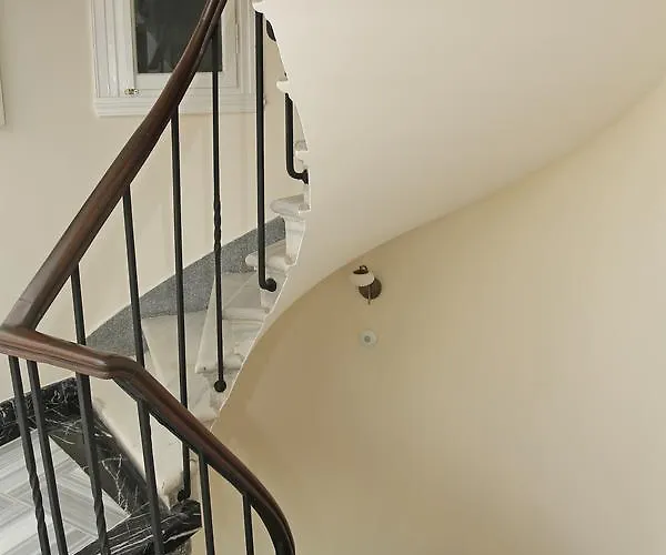 Art Nouveau Pera Hotel