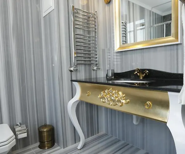 Art Nouveau Pera Hotel 3*