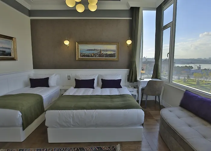 Hotel Art Nouveau Pera 3*