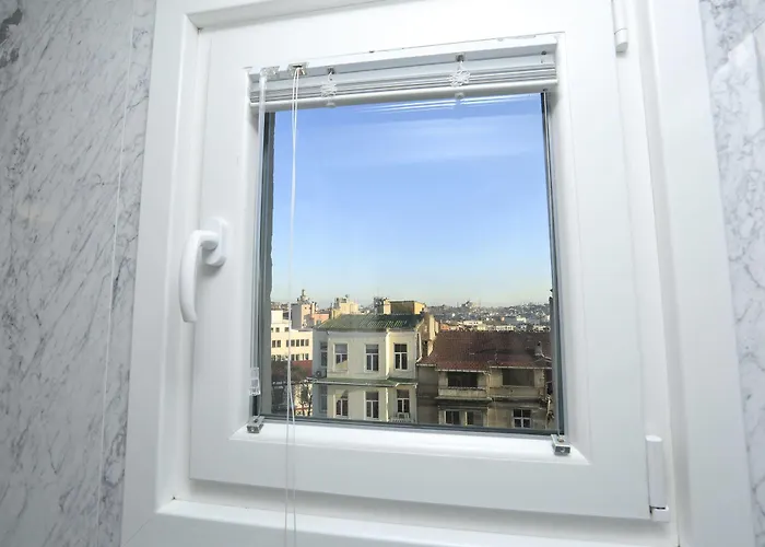 Hotel Art Nouveau Pera 3*