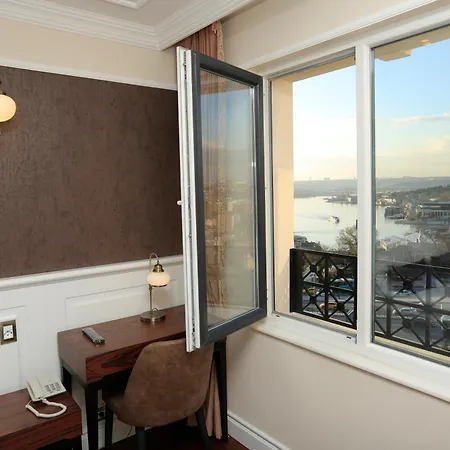 Art Nouveau Pera Istanboel